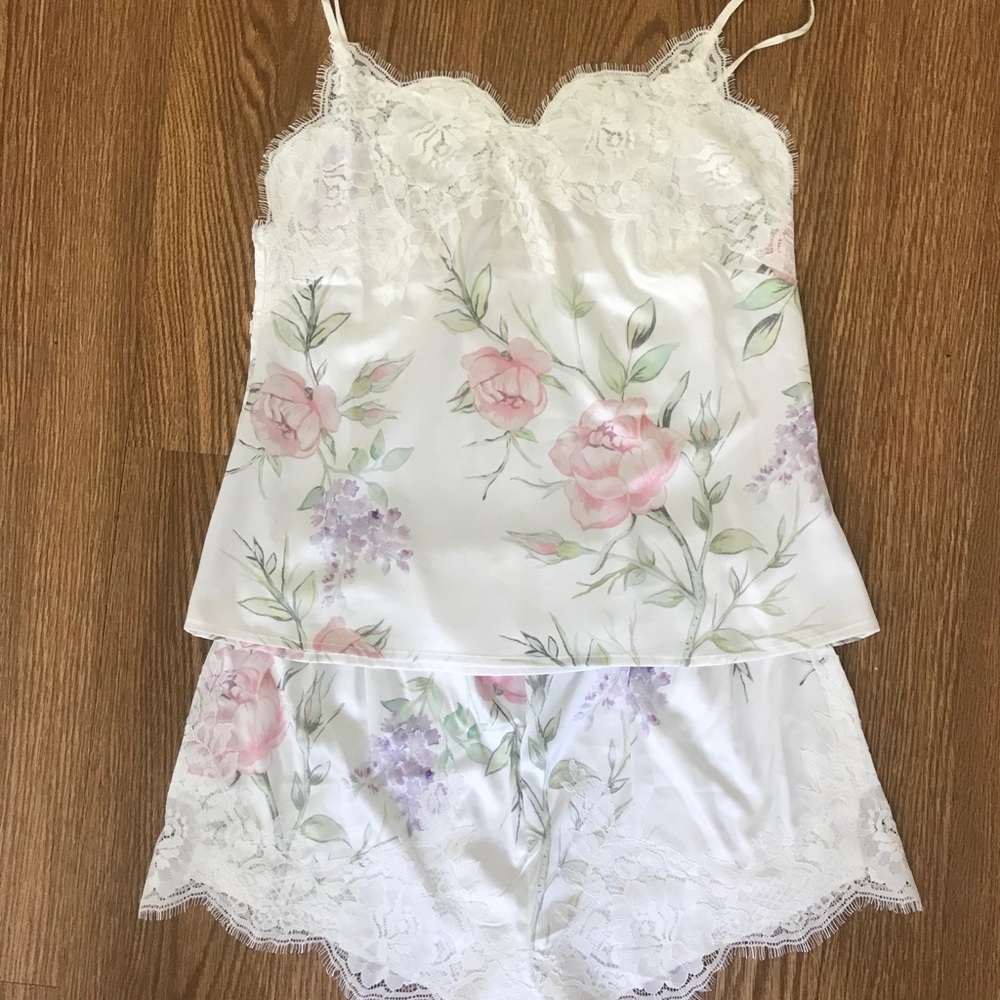 Homebodii Sofia Floral Cami Set